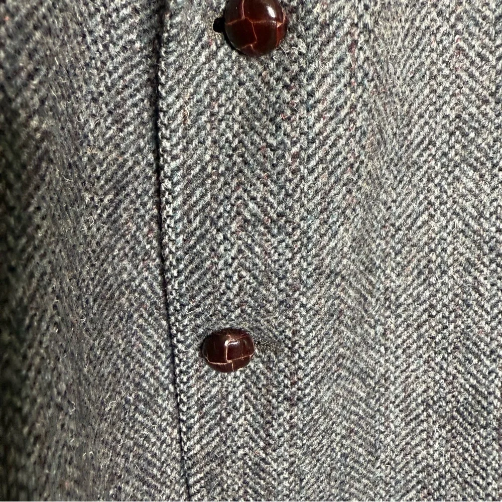 VINTAGE Pendleton 100% Virgin Wool Gray & Blue Herringbone Sport Coat Size 44L